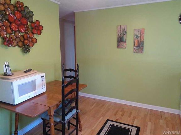 4th image of 934 Riverview Blvd