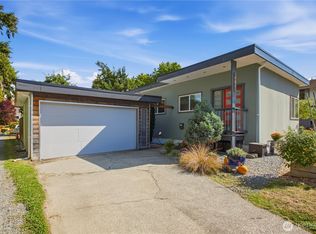 9712 57th Avenue S, Seattle, WA 98118