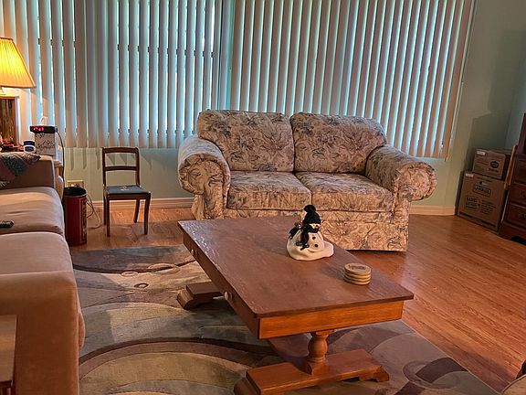 3rd image of 7861 SE Shenandoah Drive
