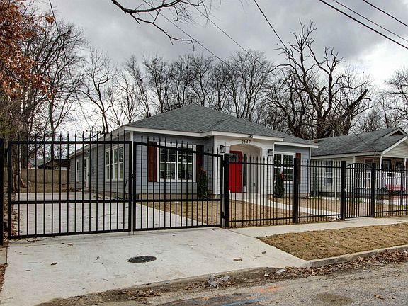 4th image of 2547 Selman Ave #19