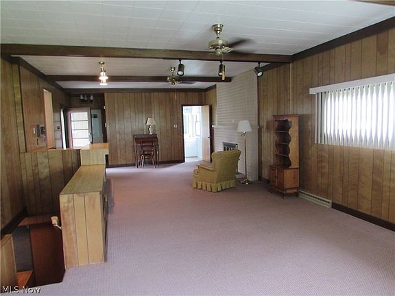 4th image of 210 S McKinley Ave