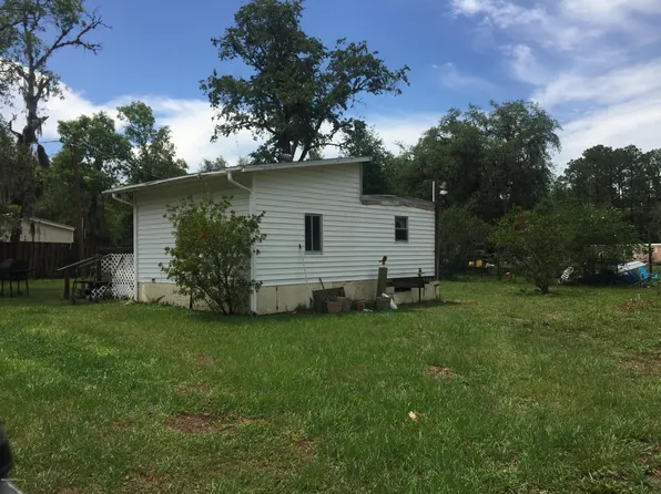 104 Sharon St, Interlachen, FL 32148