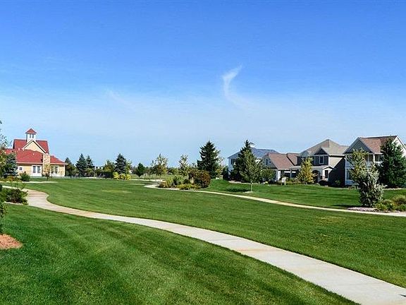 3rd image of 2114 Kensington Park Cir
