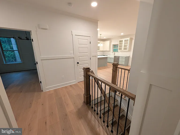 1490 Thurston Rd — Photo 3