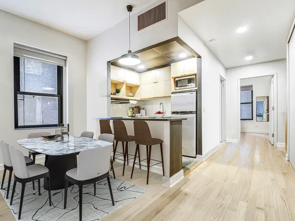56 Pine Street 8A image 1 of 9