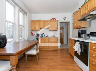 156 Coolidge St #2E, Brookline, MA 02446