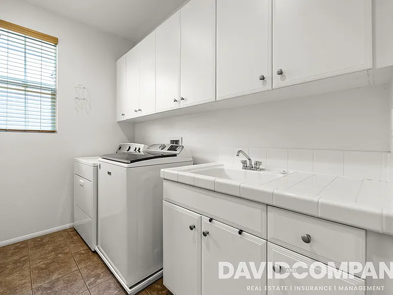 9105 Calvin Way — Photo 27