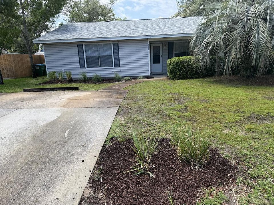 1st image of 108 Shirley Dr #A