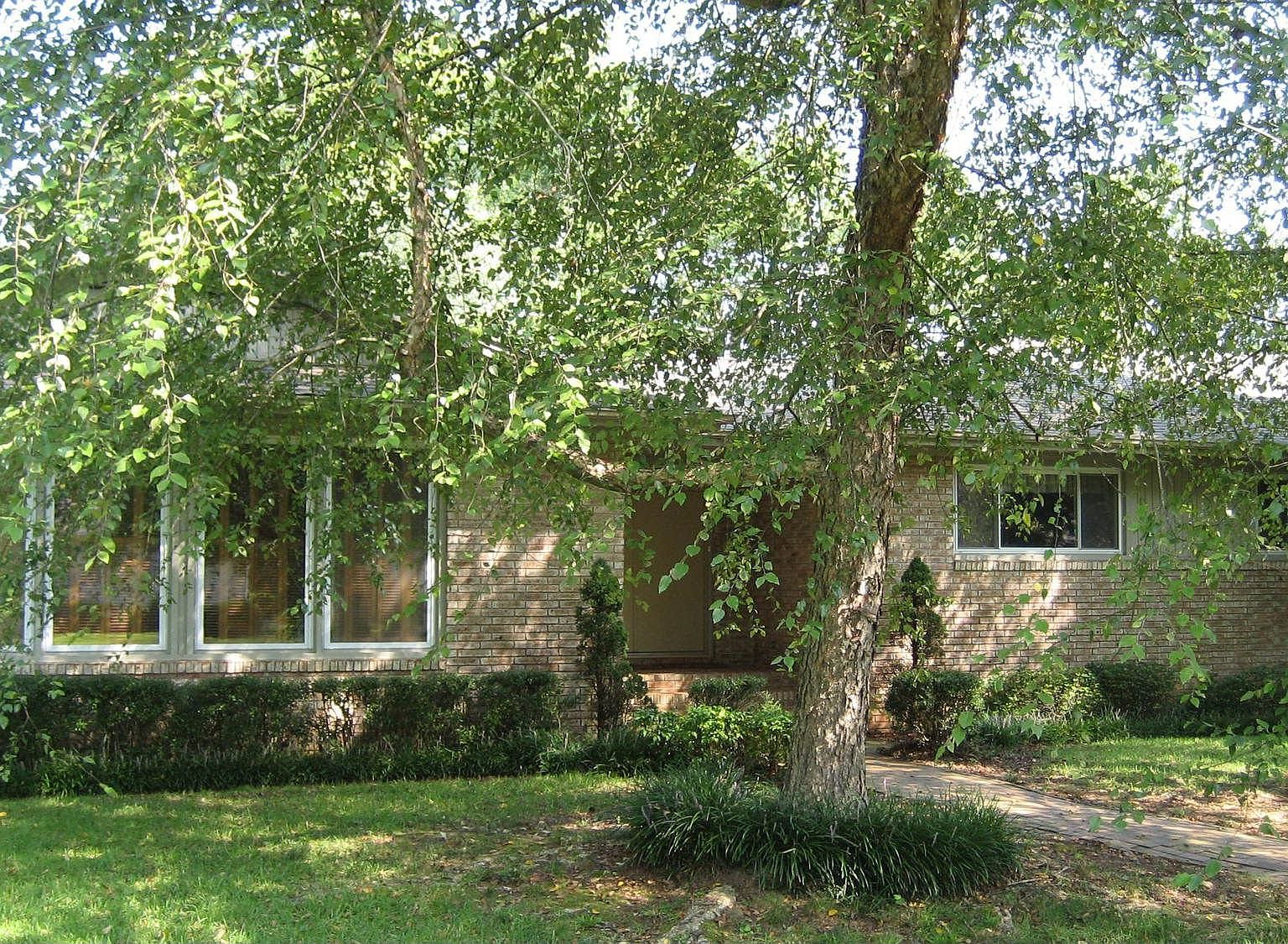 302 Elizabeth Dr, Cheraw, SC 29520 Zillow