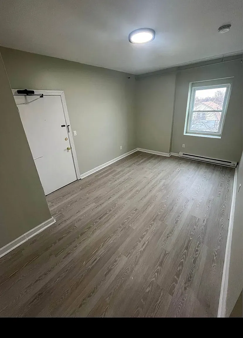 1 bed, 600 sqft, $1,749 — Photo 2