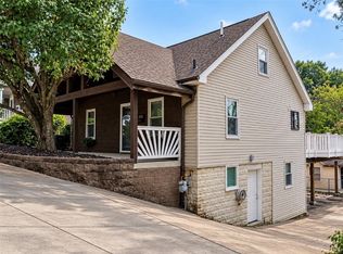204 Weavertown Rd, Canonsburg, PA 15317