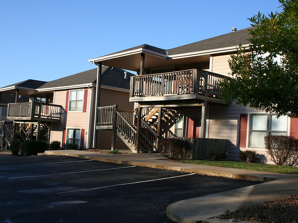 Example of the building front.