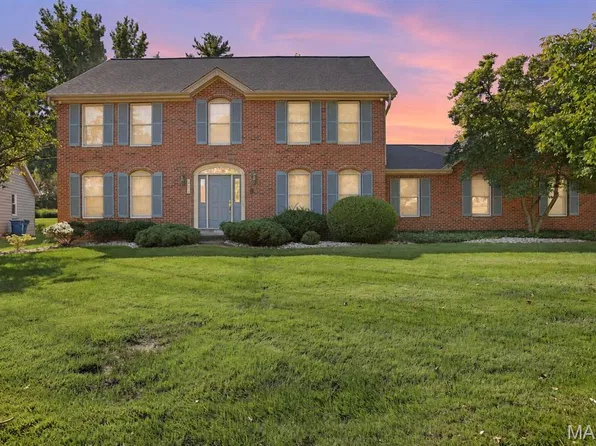 14314 Strawbridge Ct, Chesterfield, MO 63017