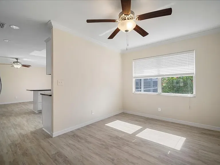910 Spindle Palm Way — Photo 30