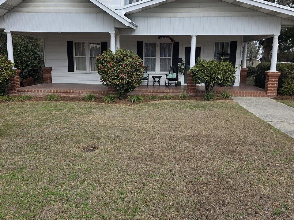 1st image of 334 W Base St