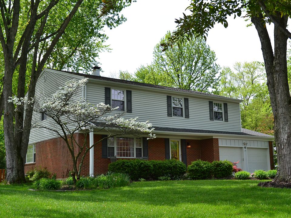 1st image of 410 Walsingham Ct