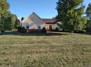 6619 Fisher Rd, Jeddo, MI 48032