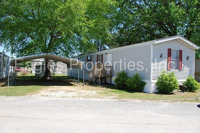 1st image of 128 Hailey Dr
