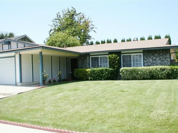 65 N Pinewood Ave, Oak Park, CA 91377