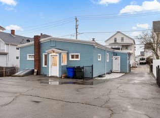 218 Hamlet St, Fall River, MA 02724