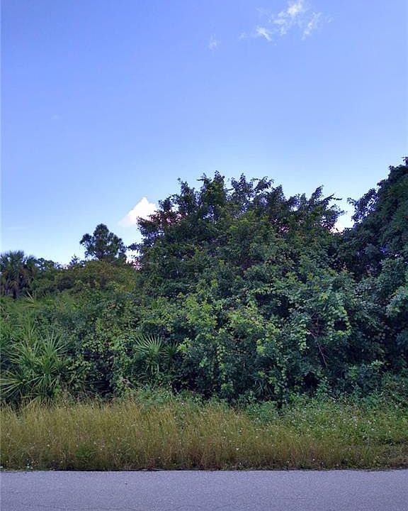 1st image of 761 Aprile Ave S