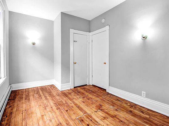 4th image of 235 Potomac Ave #2