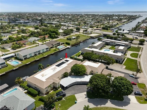 1345 SE 40th Ter APT 2E, Cape Coral, FL 33904