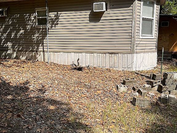 2nd image of 57591 E 330th Rd