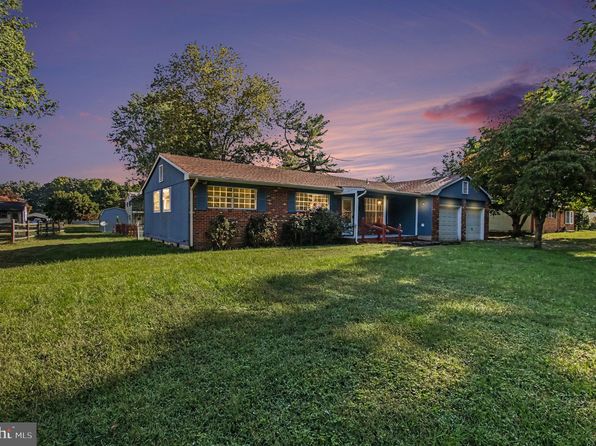4435 Willow Tree Ln