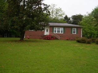 560 Tanyard Rd, Greenville, SC 29609