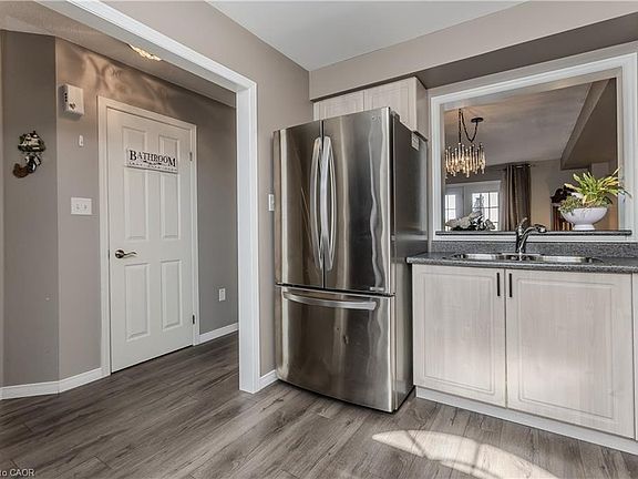 4th image of 4200 Kilmer Dr #3