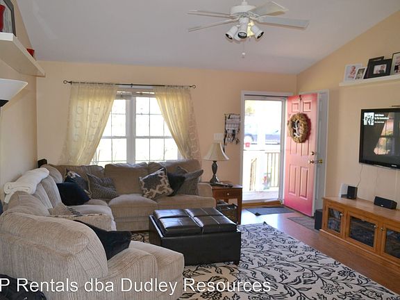 3rd image of 5624 Lake Crest Way