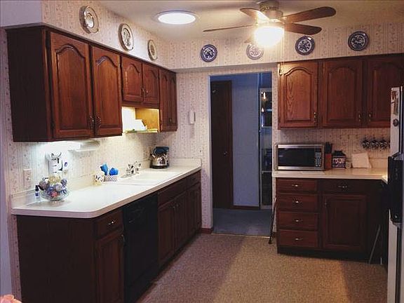 5th image of 844 Scarlet Oak Dr