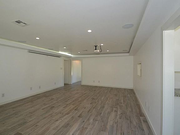 5th image of 4018 North Braeswood Blvd