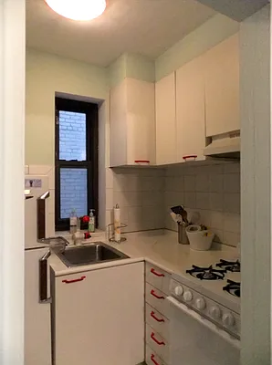 Rented by Citi Habitats | media 44