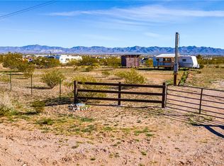 1068 S Carrizo Rd, Golden Valley, AZ 86413