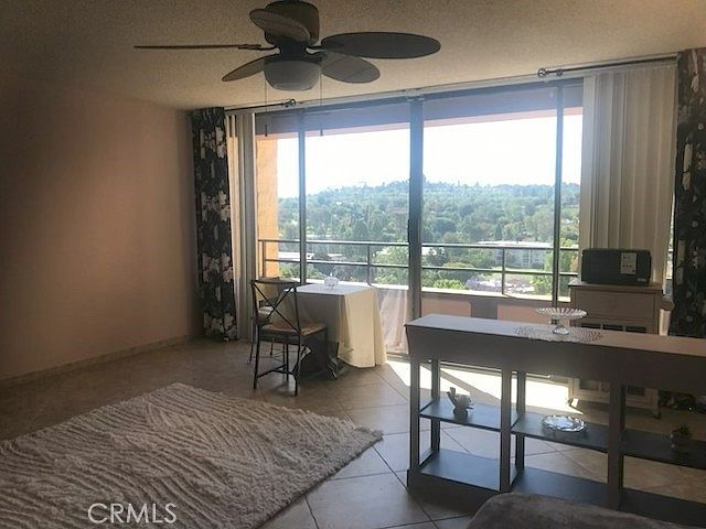 2nd image of 24055 Paseo Del Lago Unit 812