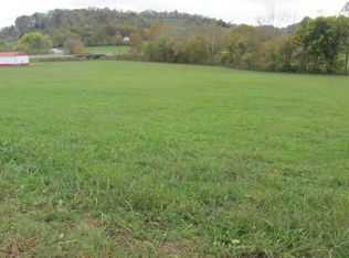 169 Salt Lick Creek Rd, Pleasant Shade, TN 37145