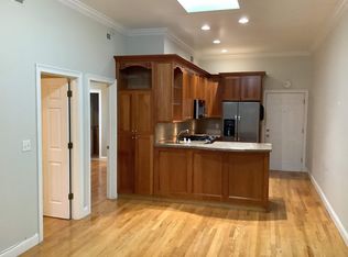 192 Avenue E, Bayonne, NJ 07002