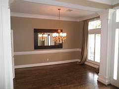 3rd image of 4908 Bellview Dr