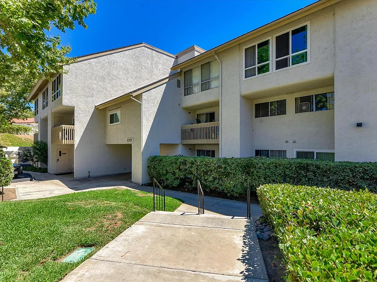 6255 Rancho Mission Rd #107 — Photo 20