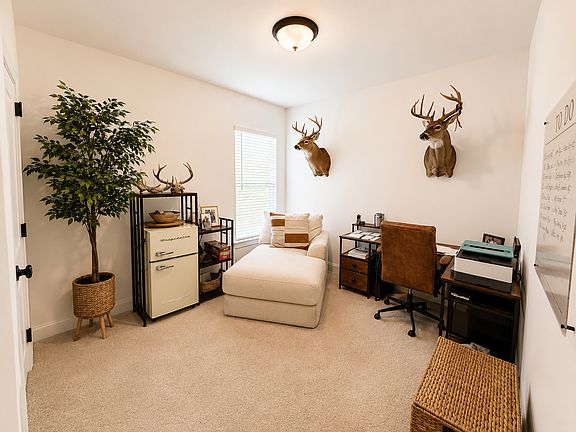 5th image of 118 Nandina Dr