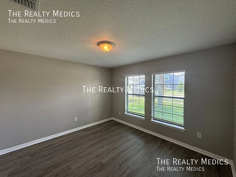 2148 Ontario Way — Photo 18