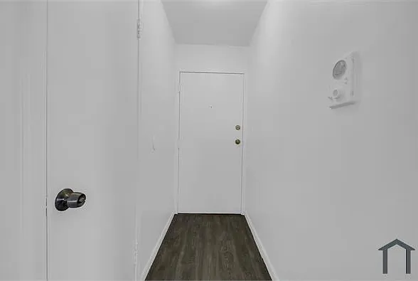 8259 Schaefer Hwy #1 — Photo 6