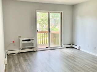 2300 Light Rd, Oswego, IL 60543