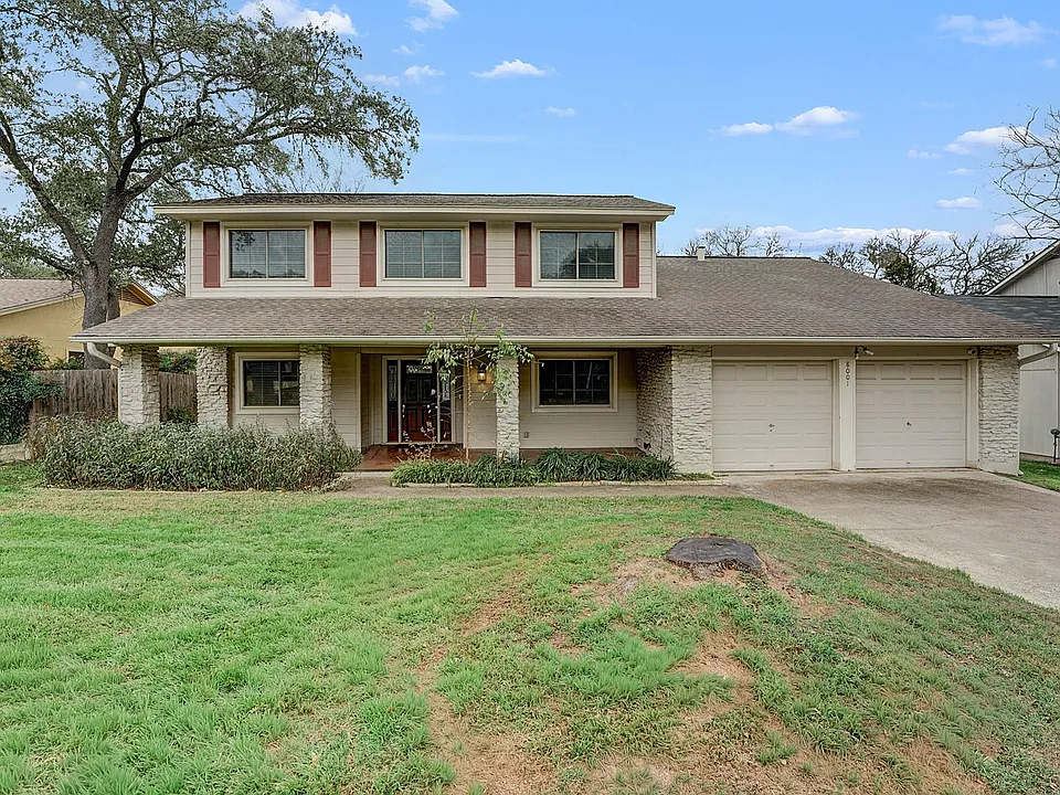 8001 Manassas Dr