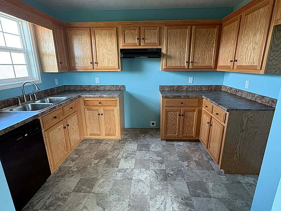 2nd image of 299 J Hunt Rd