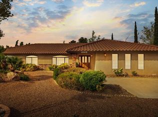 19878 Yucca Loma Rd, Apple Valley, CA 92307