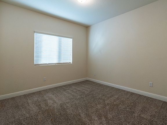 5th image of 665 Marcus St