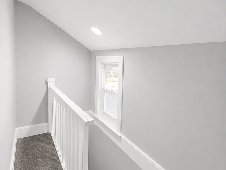 2204 Saint Clair St — Photo 21